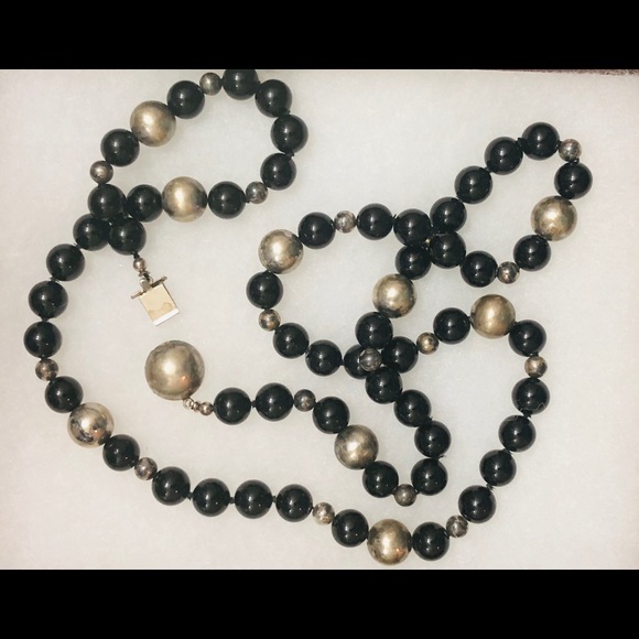 Onyx sterling bead ball necklace - Picture 1 of 4